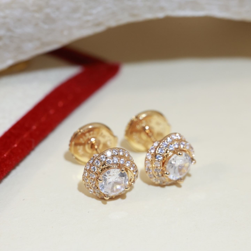 Ca*t1er earrings